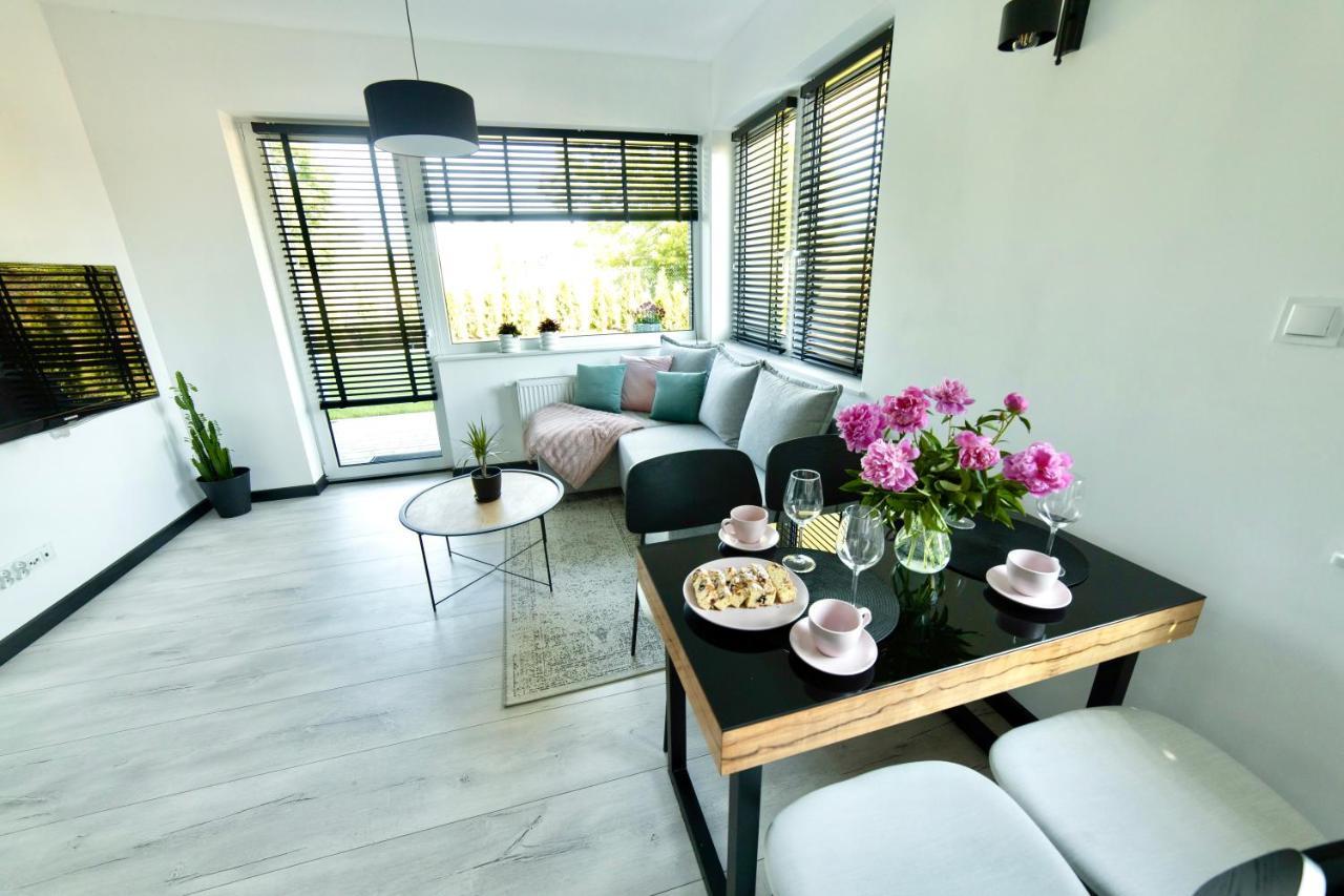 Apartament Ogrodowy Zakatek Uniejow Kültér fotó